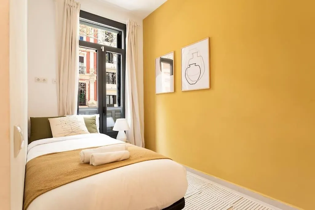 Lodging Apartments Rambla Poblenou 12 Barcelona