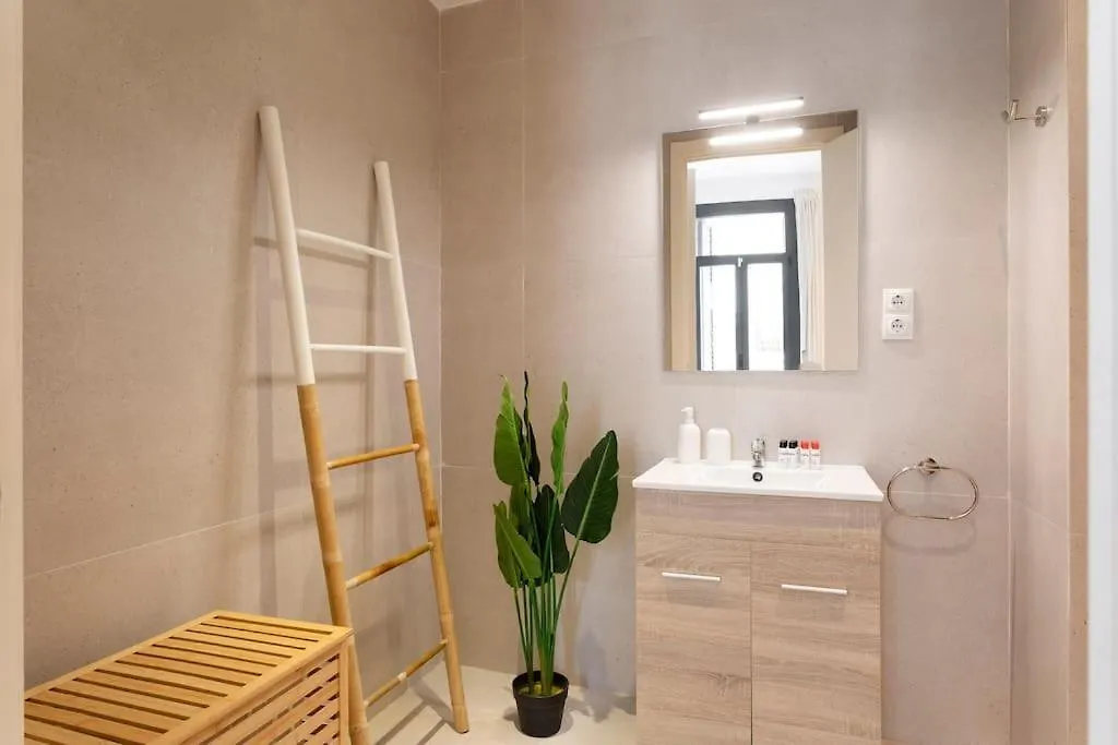 Lodging Apartments Rambla Poblenou 12 Barcelona Spain