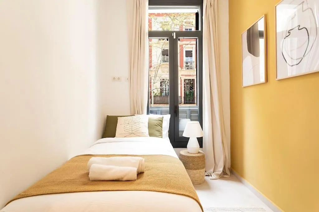 Lodging Apartments Rambla Poblenou 12 Barcelona Spain